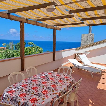 Terrazza Michelino Leilighet Parghelia Eksteriør bilde